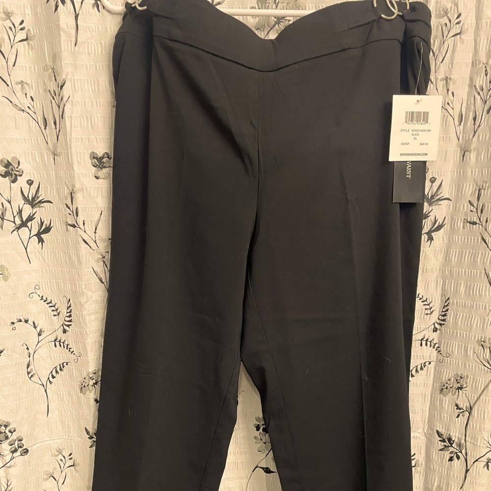 NWT, XL Black Women’s work or dress pants 👖